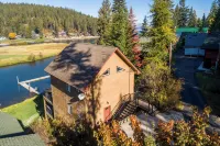 Shared Boat Dock Lakefront Coeur DAlene Home - spa