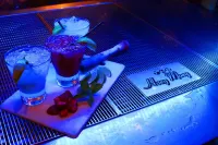 Hoey Moey Backpackers - bar