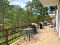 Fawn Valley Inn- 106 Condo