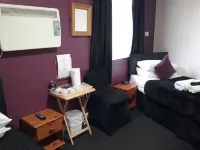 The Prince Consort Hotels near Southampton Airport Parkway Railway Station