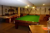 Enid's Bed and Breakfast Hotels in Lethbridge