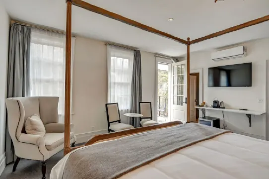 Surf Hotel & Chateau