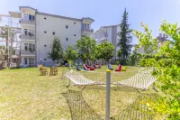 New Garden Hotel Side