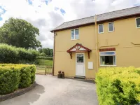 Red Kite Cottage فنادق في Rhayader