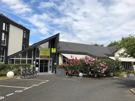 Hotel Restaurant du Parc Saumur Logis Elégance Отели в г. Виви