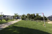 Driftwood Resort on the Ocean Hotels near Ditch Plains Beach