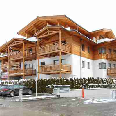 Avenida Style Appartements by Alpin Rentals - Incl Summercard Hotel Exterior