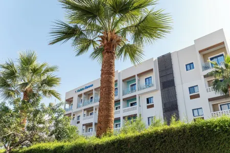 Kefalos Damon Hotel Apartments Отели в г. Пафос