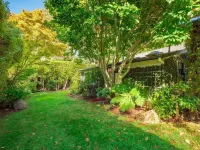 Menlo Park Cottage at Allied Arts