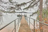 Lake Keowee Home with Balcony and Boat Dock! - Pools