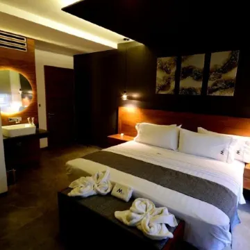 Hotel Boutique M Black
