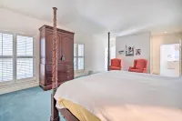 Lanai and Pool Elegant Villa in Winter Haven!