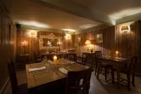 The Hawk Inn - breakfast