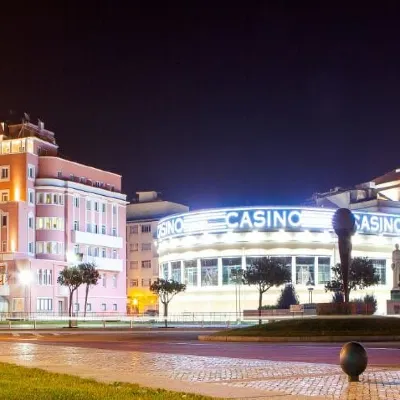 The One Grand Hotel da Póvoa - by Mhmb Hospitality Hotels near Lada I Beach