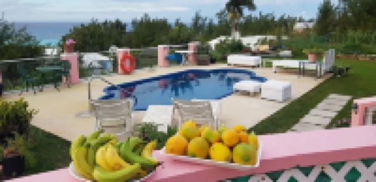 百慕大連結旅館