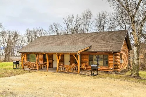 Cabin by the River Visited by Treehouse Masters!