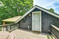 Cozy Catskills Vacation Rental with Deck! - Pools