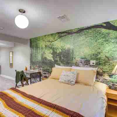 9 Mi to Dtwn: Quiet South Denver Apartment Rooms