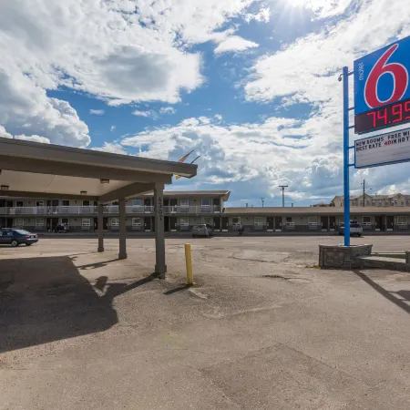 Motel 6 Fort Nelson, BC