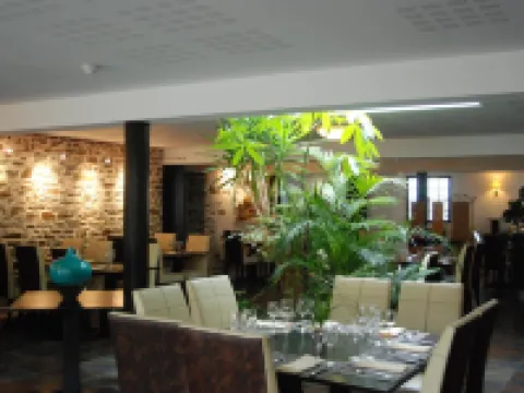 Hotel de France Hotels in Pontorson