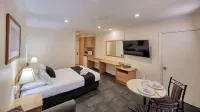 Bushmans Motor Inn Hotels in Parkes