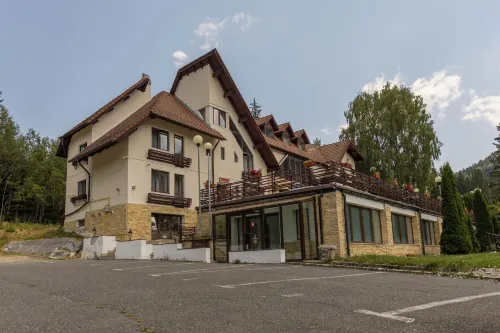 Villas Pine and Birch Hotels in Poiana Brașov