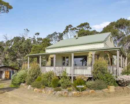 Mandala Bruny Island Hotels in Alonnah