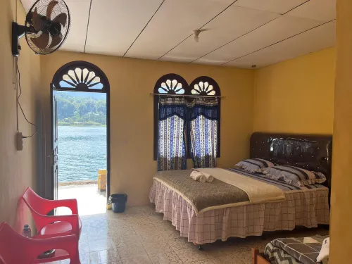 Abadi Guest House Hotels in Ambarita