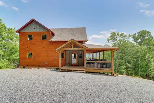 Blue Ridge Vacation Rental w/ Deck & Game Room! - 3-Star