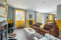 مييكلوير آرمز هوتل آند ريسترونت فنادق في بيرث