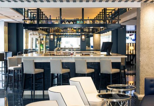 2. 머큐어 빌바오 ..