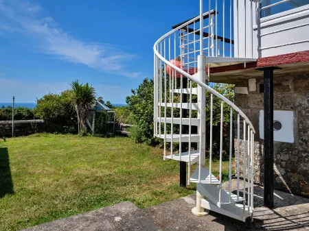 The Watchtower at Western Watch Отели рядом с достопримечательностью «Мыс Корнуолл»