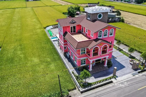 Honeysuckle Family Castle