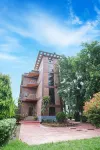 Whispering Woods Inn !! Bitm College Opposite Couple Friendly !! Hotels in Dakshin Harirampur
