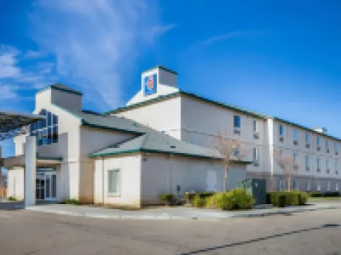 Howard Johnson by Wyndham Lemoore Hotels in Lemoore