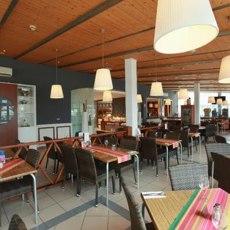 Grupotel Playa Feliz