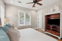 Golf Cart + Pool Access Near Baytowne & Beach Coral Starfish by Avantstay