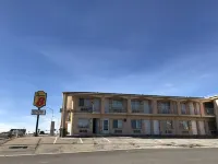 Super 8 by Wyndham Evanston