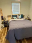 Charming 3-bedroom cabin right on the sandy shore of beautiful Star Lake. - Chalets
