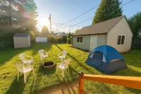 3Br/3BA Base, Expand to 6Br for Extra Cost, Sleeps up to 14, Central & Cozy Home