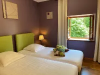 Maison Belles Pierres Hotels in Montagny-lès-Beaune