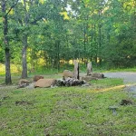 Cute little costal cabin.  One mile from Lake Tenkiller.  Private Spa/Hot Tub