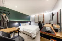 Daejeon Yongjeon Hotel Seattle