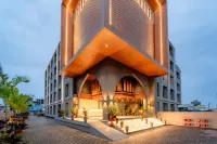 Pravasa Hotel Vijayapura Hotels near Sangoli Rayanna circle Nimbal