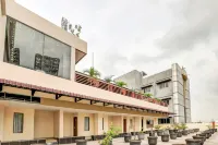Raz Hotel and Convention Hotel di 