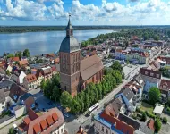 Hausboot Schwimmendes Haus in Ribnitz-Damgarten