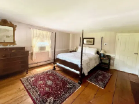 Colonel Spencer Inn Hotels in Campton