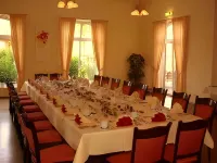 Klausdorfer Hof Hotels in Passade