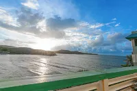 Make Good Waves- OCEAN VIEW 2 Bed & 2 Bath Hotels in Southside