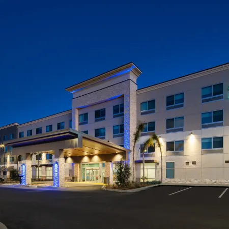 Holiday Inn Express & Suites MURRIETA - TEMECULA by IHG